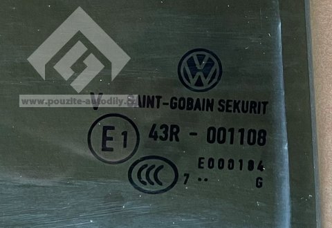 Sklo dveří pevné vlevo vzadu 1T0845215F VW Touran 1T