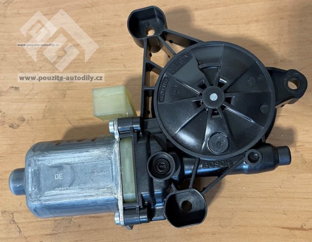 5Q0959802C Motorek stahování oken přední pravý VW, Škoda, Audi, Seat